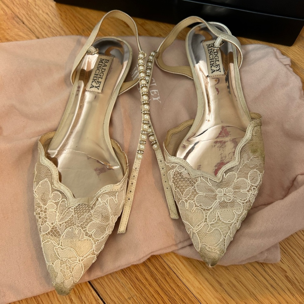 Badgley Mischka Wedding Flats Ivory Lace Lennon